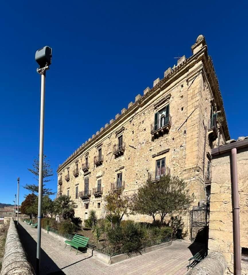 Casa Vacanza Helios Leonforte Kültér fotó